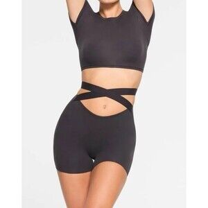 Skims Wrap Short Onyx Size Medium